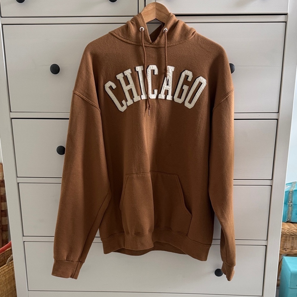 Brown Chicago Long Sleeves Sweatshirt with Hood Logo Chicago Kangaroo Pocket L